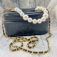 中古Chanel 魚子醬皮 化妝袋  化妝箱 化妝包  Vintage Chanel Caviar Skin Vanity Case Bag