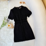 [LISA] A1239 ชุดเดรสกระโปรงคอกลมแขนสั้นชายแต่งขอบรุ่ยซิปซ่อนด้านหลัง ดีไซน์เรียบหรูผู้ดี ใส่ออกงาน ท