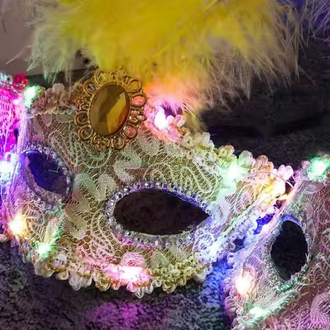 LED Light LED Glowing Mask Feather Trim Venetian Style Feather Face Mask Lace Rhinestone Decor Cospl