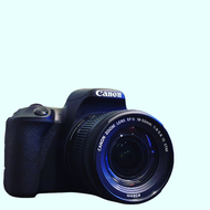 Canon EOS 200D LENS EF-S 18-55 mm 1:4 - 5.6 IS STM