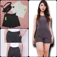 Hot pants striped pants