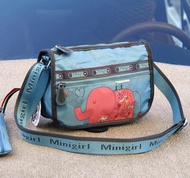 MiniGirl ลำลอง กระเป๋าสะพายข้าง น้ำหนักเบา ไนลอนกันน้ํา การ์ตูน ลายดอก Youth Fashion Small Square Ba