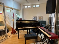 灣仔地舖自助琴室Band房 Yamaha 三角琴 Grand Piano 琴室出租/鋼琴教學 HK$120