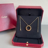 Cartier LOVE 系列｜18K 黃金大圓餅項鍊