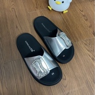 Horizontal sandals with number 8 buckle, super pretty with stones, soft straps, light sole, 2cm high