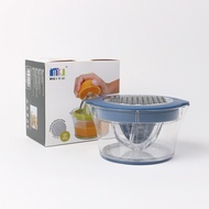 Multifunctional Manual Juicer Fruit Juicer Lemon Orange Fruit Juicer Portable