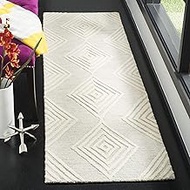 Safavieh Blossom Collection Handmade Moroccan Diamond Wool Runner, 2' 3" x 8', Silver/Ivory