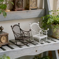 Mini Iron Art Simulation Furniture Rocking Chair Doll House Furniture Desktop Decoration Ornaments G