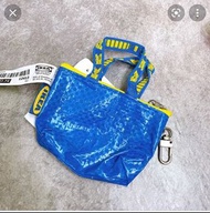 IKEA 藍色迷你購物袋鑰匙包～