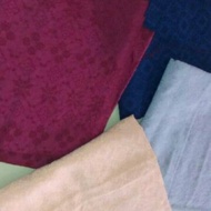 kain batik dobi polos warna merah marun