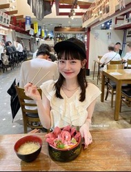 全新 Hinari 荷葉邊 正面可穿 上衣