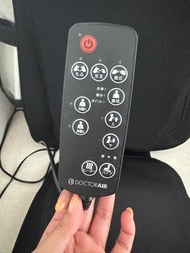 Doctor Air 3D Massage Seat 便攜式按摩椅 (需自取 self pick up，16/8前 or before)
