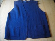 【靖】*︵二手大出清︵*三槍牌*毛背心*型號:L(肩約:38cm~胸約:50cm~衣長約:61cm)