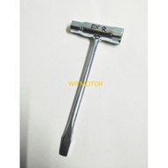Spannar Plug Mesin Rumput/Pembuka Plug Mesin Rumput
