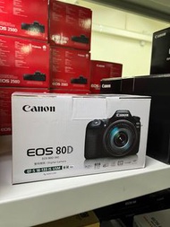 Canon 80D kit EF-S 18-135mm f/3.5-5.6 IS USM