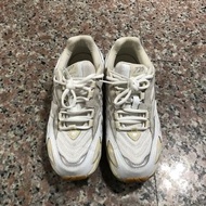 NEW BALANCE 休閒鞋 NB725 白銀 焦糖奶茶 老爹鞋 24.5公分