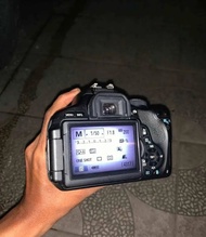 Kamera Canon 600D bekas  minus vignet tipis
