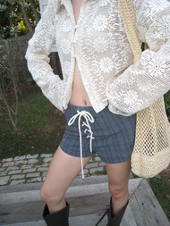 Vynn - Orta Corset Lace-up Shorts กางเกงขาสั้น