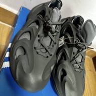 adidas adiFOM Q Grey Four US 9.5 not Yeezy foam runner