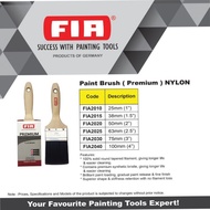FIA FLAT BRUSH 100% SYNTHETIC WITH WOODEN HANDLE / BERUS