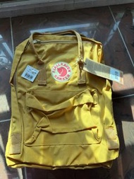 Fjallraven Kanken 背包