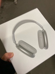 AirPod max