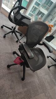 Herman Miller (AERON)