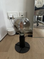 Ikea 座地燈