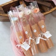 小太陽滿天星 x 乾燥花畢業花束