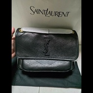 Saint Laurent YSL 小羊皮 黑色Niki 中號