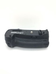 Nikon MB-D17 （Nikon D500直倒）