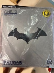 全新 Mezco Supreme Knight Batman