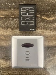 Clipsal 遙控光暗牆壁開關