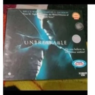 VCD Original Unbreakable Feat Bruce Willis