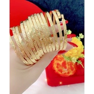 Set of 7 gold-plated chicken locks