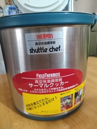 Thermos真空煲4.5L(日本制造)               手挽外鍋易提取  光潔如新                      厚料拉絲不鏽鋼內鍋  耐用易清洗              