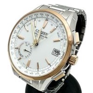 最終促銷！西鐵城 Exceed CC3054-55B 男士鈦金屬/GP 太陽能電波腕錶，白色錶盤，金色錶圈，銀色錶帶