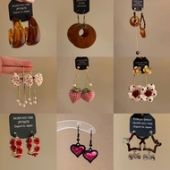 Retro Earrings Retro Flower Pendant Earrings Niche Design Feel Temperament Fashion Exquisite Light L