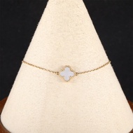 VAN CLEEF&ARPELS(梵克雅寶) Sweet Alhambra 小號單花手鏈 新扣 18K黃金/白貝母 S-M碼 黃金