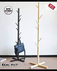 Stand Hanger Kayu COATRACK Gantungan berdiri Jaket Baju Topi Tas Stand Hanger