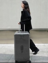 Rimowa 銀色 Trunk Plus 行李箱