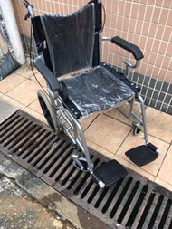 Wheelchair 二手輪椅八九成新有手掣可接西貢區取