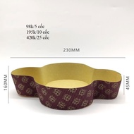 Cross-shaped panettone cup