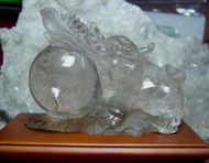 晶玉堂**天然巴西---茶水晶--祥獅戲球--雕件--附座--376公克--老件出清