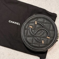 Chanel CC Filigree 黑色圓餅包