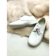 NURSING-SHOES/WHITE SHOES FOR LADIES