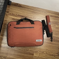 Crumpler the credential 2way messenger bag / backpack