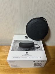 Bang & Olufsen  B&O A1 便攜式藍牙喇叭
