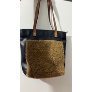 Gazelle Shoulder Bag