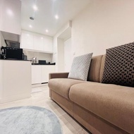 โรงแรม Espace neuf ouvert sur la cité historique - โป